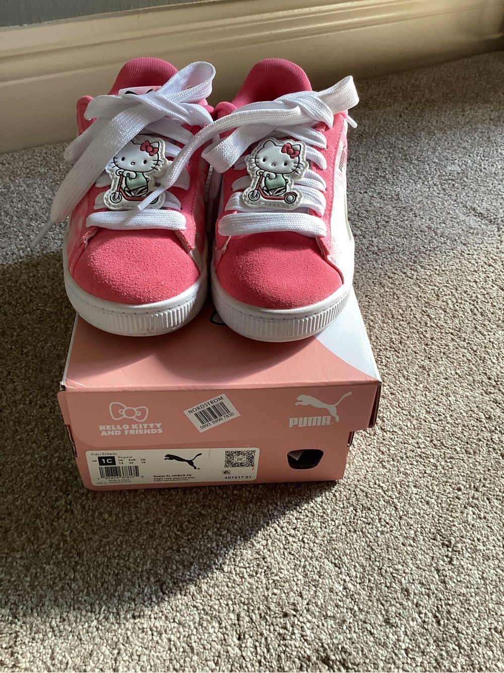 Puma Kids Pink Hello Kitty Suede Lace-Up Sneakers